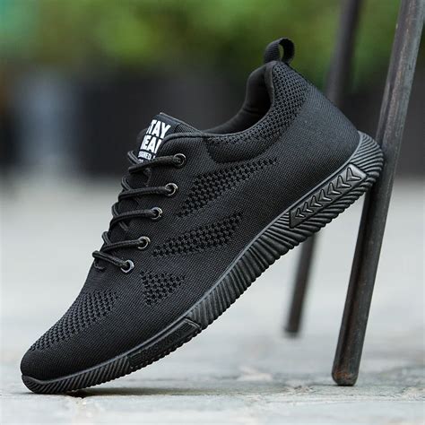 men's black casual shoes.